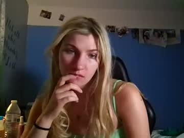golfgirlcarly