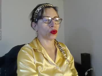 mature hott1