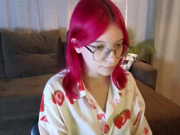 pink tilly